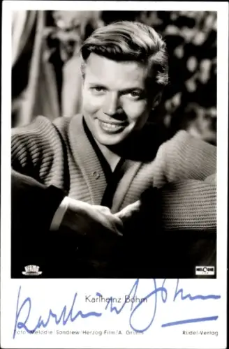 Ak Schauspieler Karlheinz Böhm in Schwedenmädel