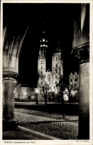 Ak Kraków Krakau Polen, Marienkirche bei Nacht
