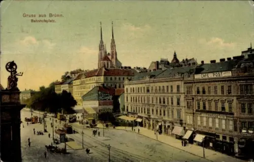 Ak Brno Brünn Südmähren, Bahnhofsplatz, Kirchtürme, Café Post