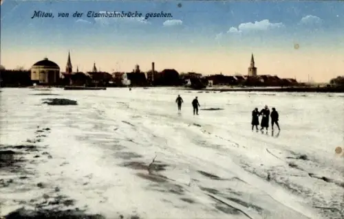 Ak Jelgava Mitau Lettland, Blick von der Eisenbahnbrücke, Winter