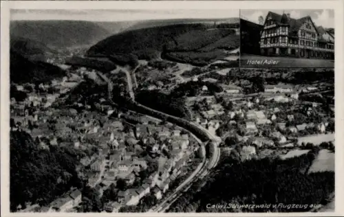 Ak Calw im Schwarzwald, Luftaufnahme von Calw, Hotel Adler, Schwarzwald, Zuglinie