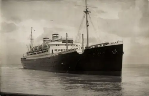 Ak Dampfschiff St. Louis, HAPAG Motorschiff, Bugansicht