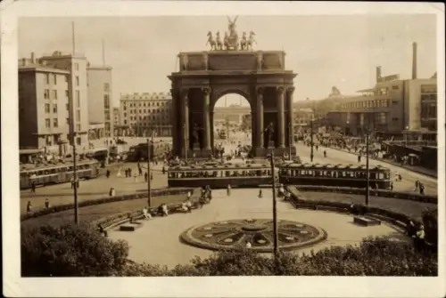 Ak Sankt Petersburg Russland, Stachek-Platz, Narva-Triumphbogen