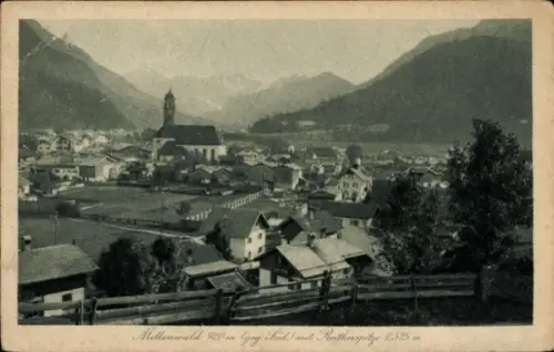 Ak Mittenwald in Oberbayern,  Reitherspitze, Berglandschaft, Kirche, Häuser
