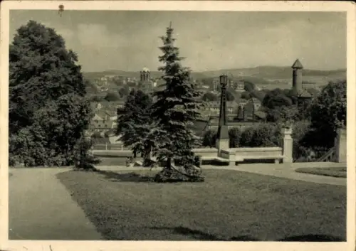 Ak Auerbach im Vogtland, Blick vom Sigelohplatz, evangelische Laurentiuskirche, Schmuckplatz, Bäu