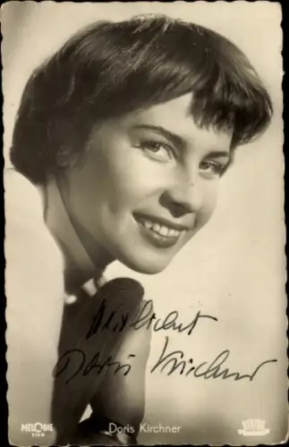 Ak Schauspielerin Doris Kirchner, Schwedenmädel, Portrait, Autogramm