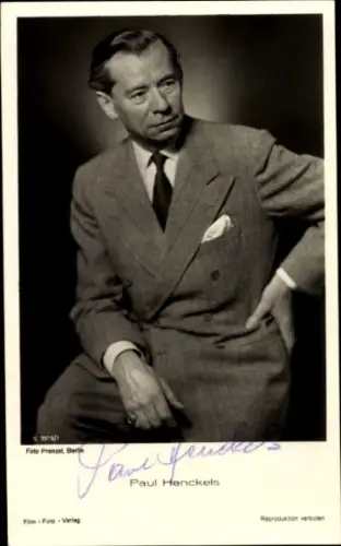 Ak Schauspieler Paul Henckels, Portrait, Anzug