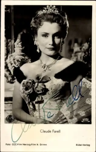 Foto Schauspielerin Claude Farell, Portrait, Film Hotel Adlon, Autogramm