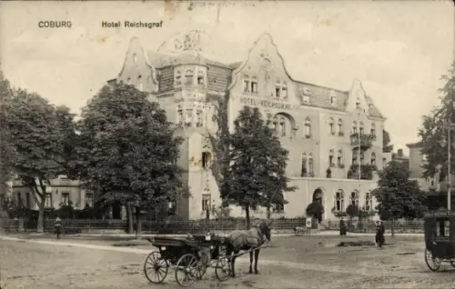 Ak Coburg in Oberfranken, Hotel Reichsgraf, Kutsche