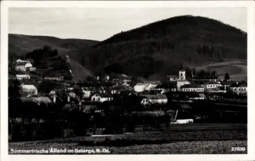 Ak Alland im Gebirge Niederösterreich, Schwarz-Weiß-Bild, Alland im Gebirge, Häuser, Kirche, Hüge