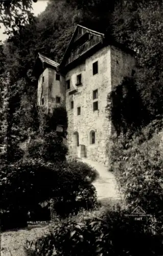 Ak Hallstatt im Salzkammergut Oberösterreich, Museum in  Jahr 1147, Schwarz-Weiß-Foto