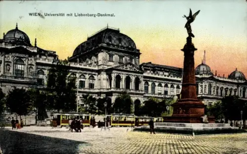 Ak Wien 1 Innere Stadt, Universität  Liebenberg-Denkmal, Straßenbahn, Menschen
