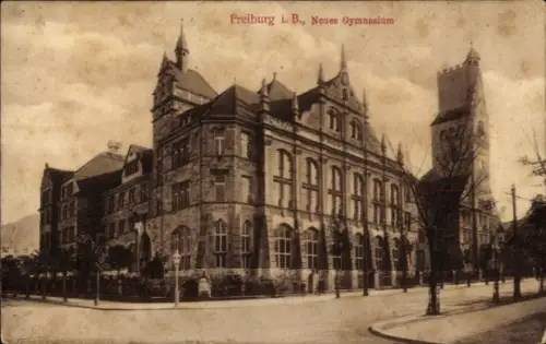 Ak Freiburg im Breisgau,  Neues Gymnasium,  Architektur