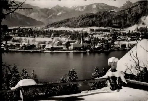 Ak Tegernsee in Oberbayern, Blick über Egern in das Kreuther Tal mit Ringbergschloss und Blauberge