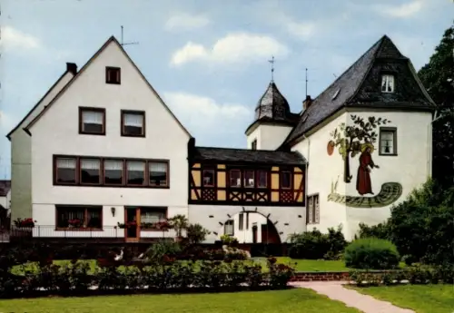 Ak Kröv an der Mosel, Altenheim St. Josef