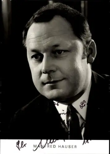Autogrammkarte Manfred Hauser, Portrait, Autogramm