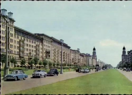 Ak Berlin Mitte, Karl Marx Allee, Autos