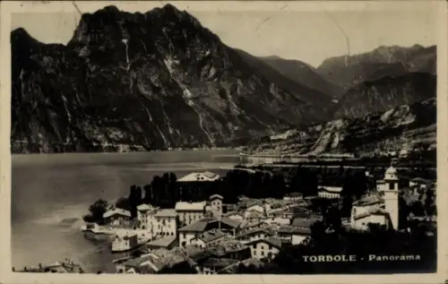 Ak Torbole Lago di Garda Trentino, Panorama von  Berge, See, Häuser, Poststempel, 60 Centesimi