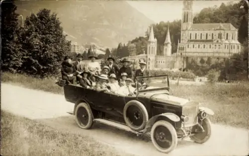 Foto Ak Autobus, Reisende