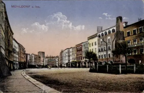 Ak Mühldorf am Inn Oberbayern, Straßenansicht, Denkmal