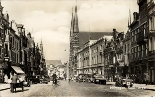Ak Nijmegen Gelderland,  Molensirgal, Straßenansicht,  Autos, Kirchturm