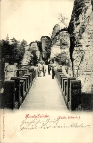Ak Rathen an der Elbe Sächsische Schweiz, Basteibrücke, Felsen, Menschen, Schwarz-Weiß-Foto