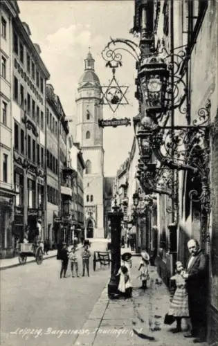 Ak Leipzig,  Burgstraße, jüdischer Stern, alte Straßenlaternen, Menschen