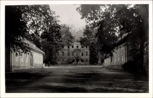 Ak Schieder Schwalenberg in Lippe, Reichsbahn Kurheim Schloss Schieder