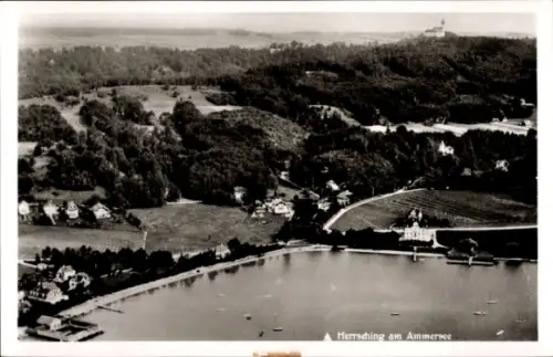 Ak Herrsching am Ammersee, Landschaftsaufnahme, Ammersee, Kloster Andechs, Boote, Häuser