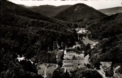 Ak Bad Bergzabern an der Weinstraße Pfalz, Landschaft mit Wäldern, Hügeln, Kurort,  Pfalz