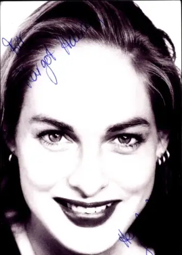 Foto Schauspielerin Sophie von Kessel, Portrait, Autogramm