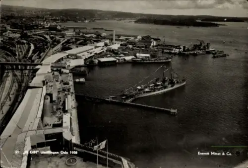 Ak Oslo Norwegen, Luftaufnahme von  Hafen, Schiffe, 1938, Enerett Mittet & Co