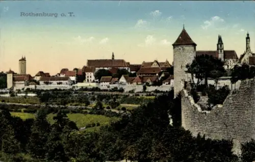Ak Rothenburg ob der Tauber Mittelfranken, Rothenburg o. T., Stadtansicht,  Gebäude, Landschaft
