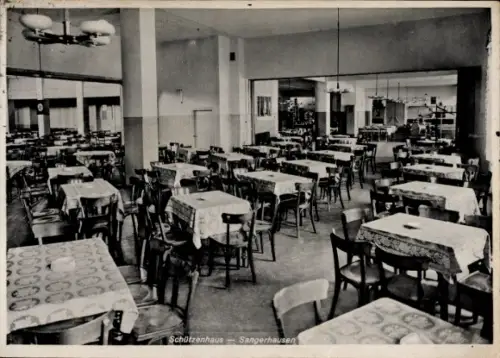 Ak Sangerhausen am Harz, Schützenhaus  Innenansicht mit Tischen und Stühlen