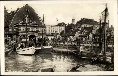 Ak Hansestadt Kiel, Fischhalle, Steg