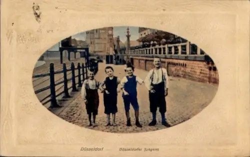 Präge Passepartout Ak Düsseldorf am Rhein, Düsseldorfer Jungens