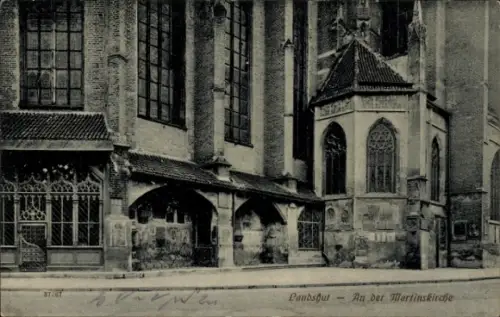 Ak Landshut in Niederbayern,  An der Martinskirche,  Gebäude, 