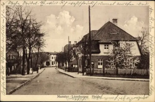 Ak Munster an der Örtze Lüneburger Heide, Straßenpartie