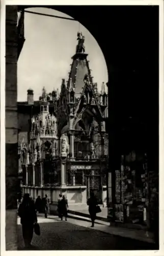 Ak Verona Veneto, Skulpturen, Grabmal der Scaliger, Verona