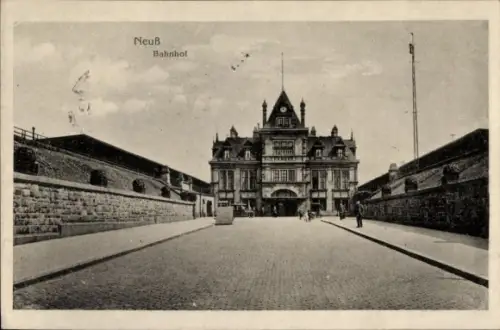Ak Neuss am Rhein, Bahnhof