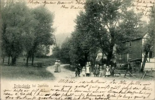 Ak Dröschede Iserlohn im Märkischen Kreis, Gruppen von Kindern, Frau in Kleid, ländliche Umgebung