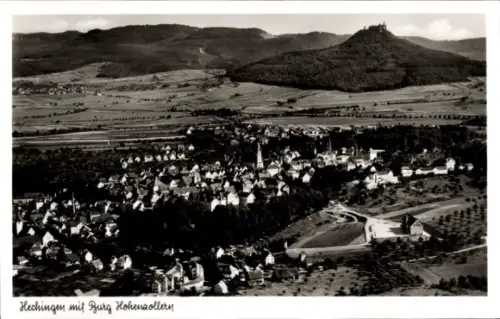 Ak Hechingen im Zollernalbkreis, Burg Hohenzollern, Luftaufnahme