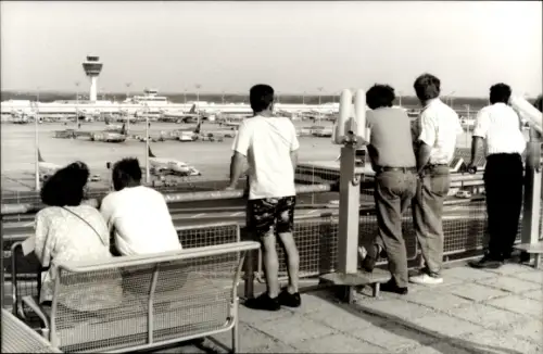 Foto Riem München Bayern, Flughafen, Besucherhügel