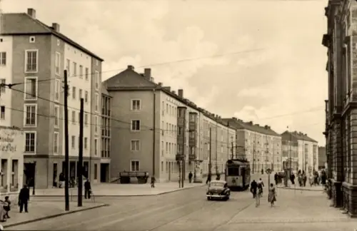 Ak Dessau in Sachsen Anhalt, Zerbster Straße, Straßenbahn, Auto