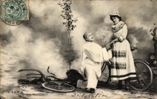 Ak Mann und Frau mit Fahrrädern, Kostüme