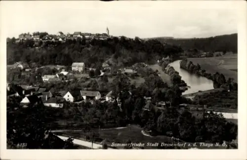 Ak Drosendorf an der Thaya Niederösterreich, Sommerfrische Stadt Drosendorf, Fluss, Bäume, Häuser