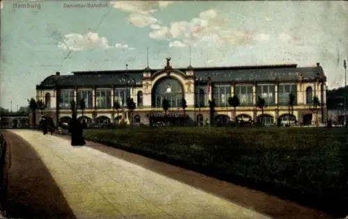 Ak Hamburg Mitte Neustadt, Dammtor-Bahnhof, Straßenseite