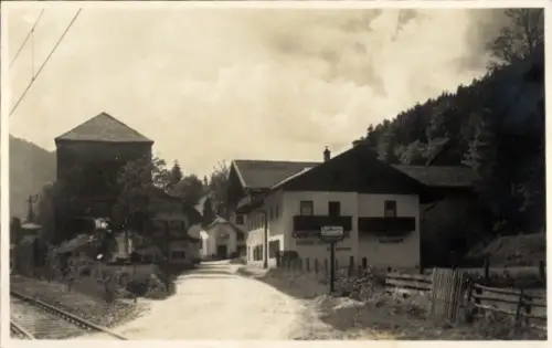 Ak Bischofswiesen in Oberbayern, Hallthurm, Cafe Restauration Haucherm,  Landschaft, Gebäude