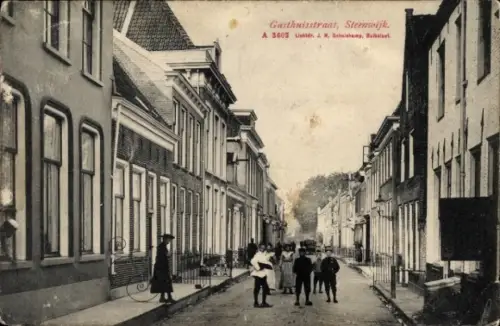 Ak Steenwijk Overijssel, Gasthuisstraat, Steemoijk, Straßenansicht, Kindergruppe, 