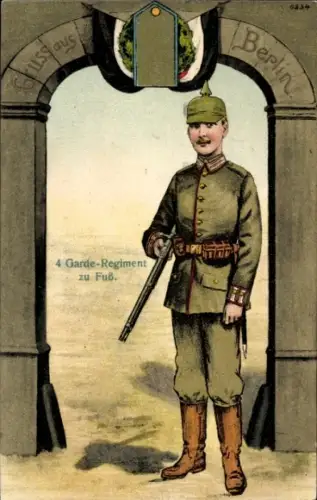 Regiment Ak Berlin, 4. Garde-Regiment zu Fuß, Soldat in Uniform